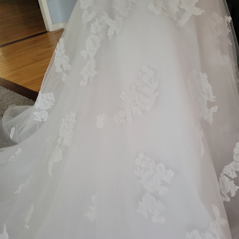 White DaVinci Dress Size 6 Style #50236 - Picture 9 of 16